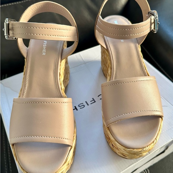 Marc Fisher Beige Wedge Sandals - Picture 2 of 6